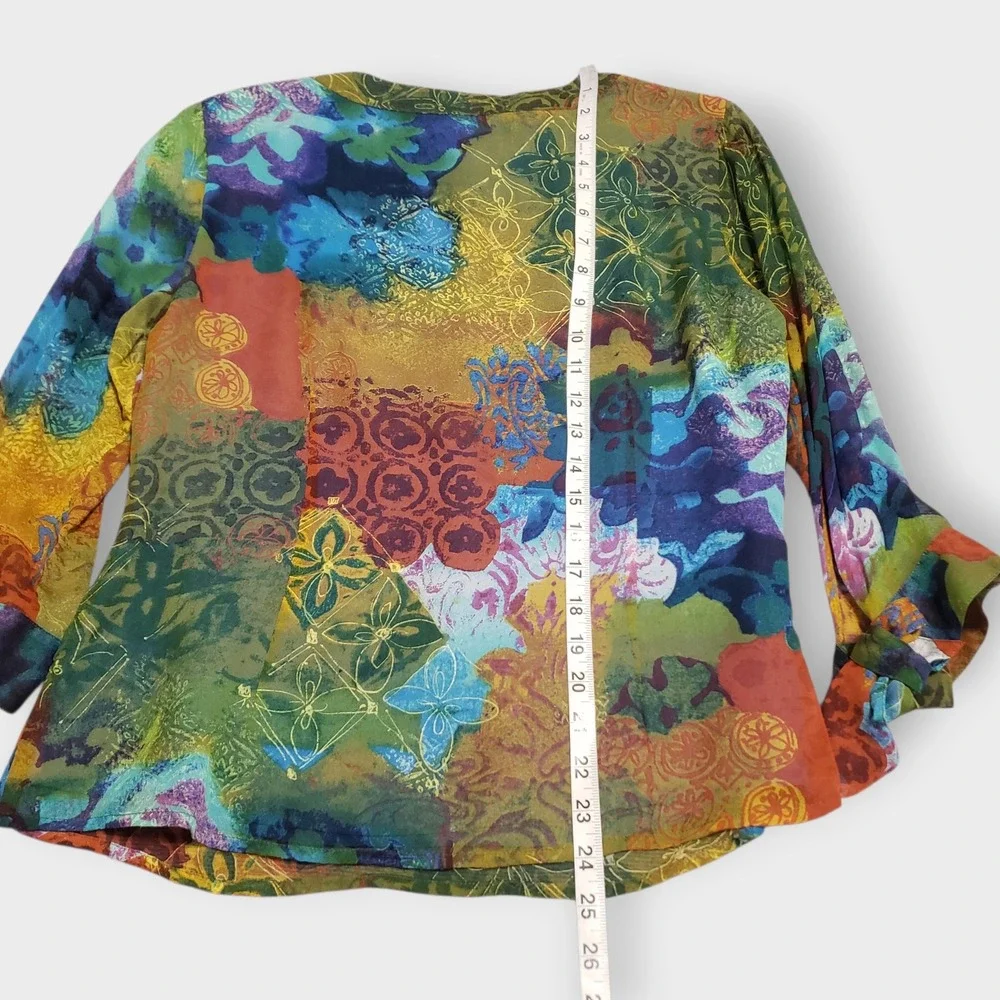 Coldwater Creek 100% Silk Abstract Floral Patchwork Blouse Womens Medium V-Neck - Picture 12 of 12